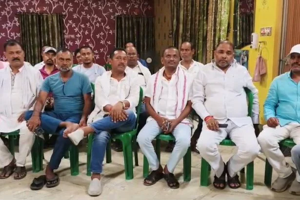 त्रिपुरारी उर्फ टीपी सिंह शहादत दिवस से पहले नालंदा में सियासी संग्राम, समर्थकों ने कार्यक्रम से बनाई दूरी, टीपी सिंह के नाम पर राजनीति का आरोप, पुराने समर्थकों ने खोला मोर्चा 1
