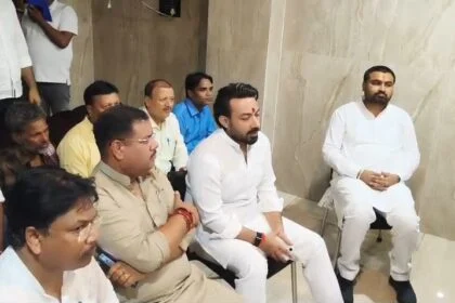 खगड़िया के चौथम में दुस्साहस: एक ही परिवार के 4 लोगों को बंधक बना धारदार हथियार से काटा, महिला की मौत, 3 गंभीर 51