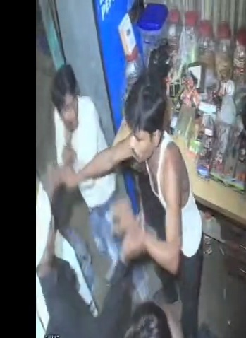 बेगूसराय में अपराधियों के हौसले बुलंद: उधार में कोल्ड ड्रिंक नहीं देने पर होटल में घुसकर मालिक और स्टाफ की बेरहमी से पिटाई 3