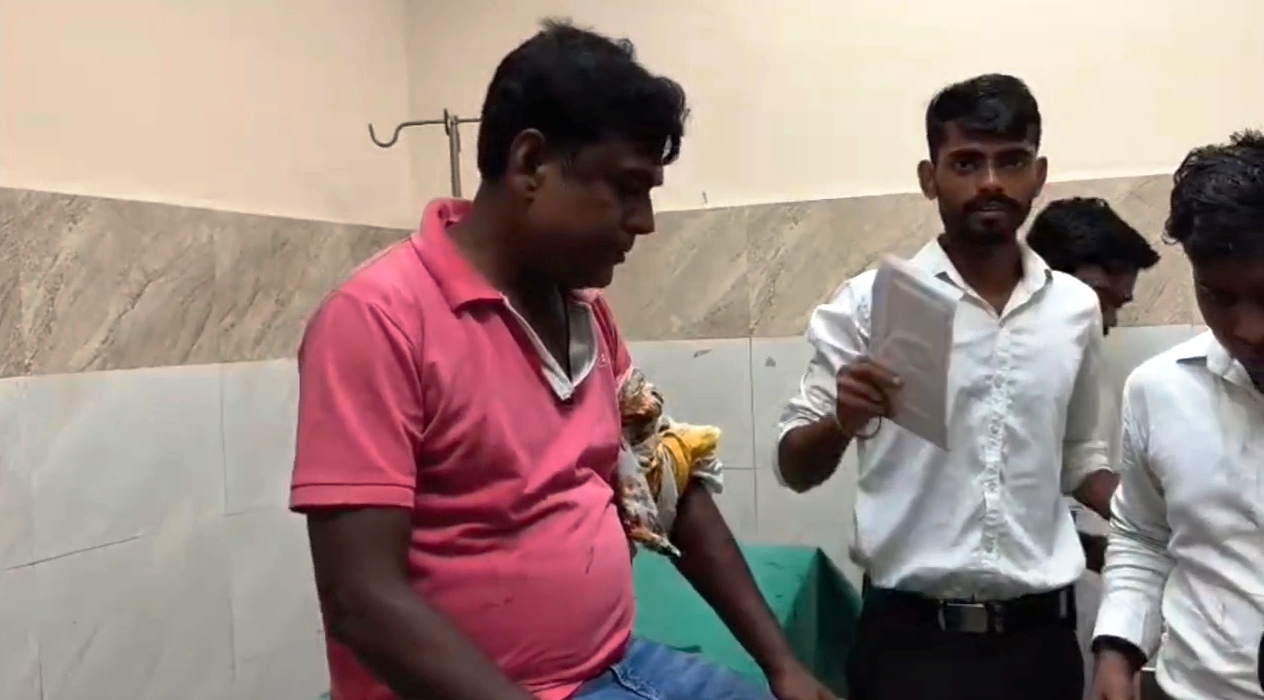 नालंदा: 10 लाख रुपये के लेन-देन के विवाद में युवक पर चाकू से हमला, गंभीर हालत में अस्पताल में।जमीन का पंद्रह लाख रुपया था बकाया 5