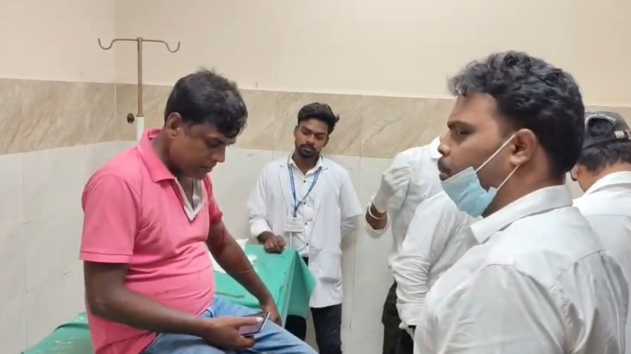 नालंदा: 10 लाख रुपये के लेन-देन के विवाद में युवक पर चाकू से हमला, गंभीर हालत में अस्पताल में।जमीन का पंद्रह लाख रुपया था बकाया 2