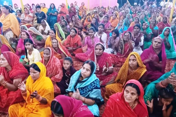 महिनाथ स्थान वीरपुर में श्रीमद्भागवत कथा में उमड़ी भीड़, गुरुणेशजी महाराज ने बताए कलयुग के वास वाले 5 स्थान 5