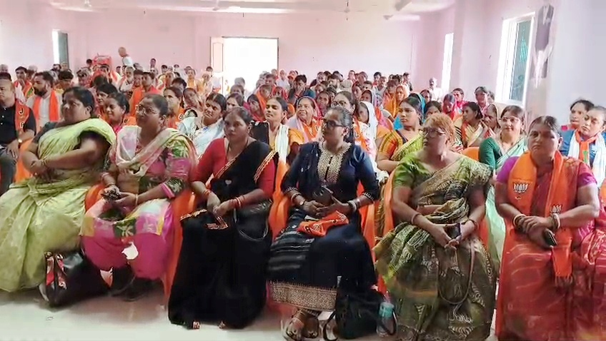 नालंदा में गरजे बिहार सरकार के मंत्री संजय टाइगर, बोले अपराधी अपराध छोड़ें या बिहार 3