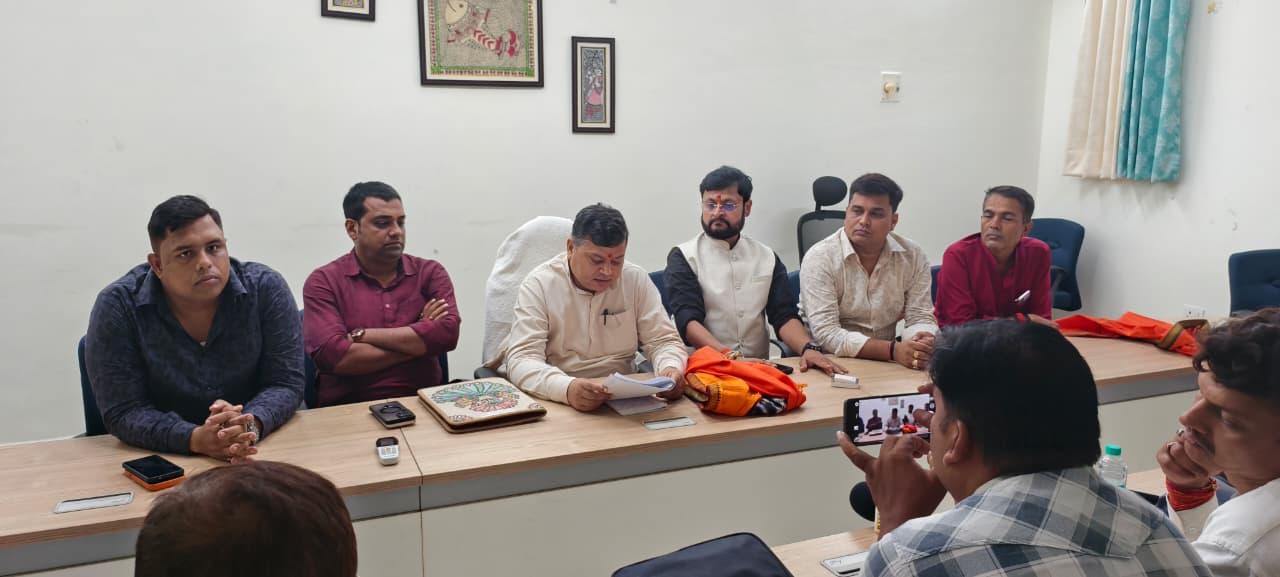 केंद्रीय राज्य मंत्री राजभूषण निषाद का बेगूसराय दौरा; केंद्र सरकार के 12 वर्षों के सेवा और विकास कार्यों का किया बखान 4