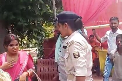 समस्तीपुर: वाहन चेकिंग के दौरान हंगामा, पुलिस पर मारपीट का आरोप; गर्भवती महिला के बेहोश होने से मचा हड़कंप 21
