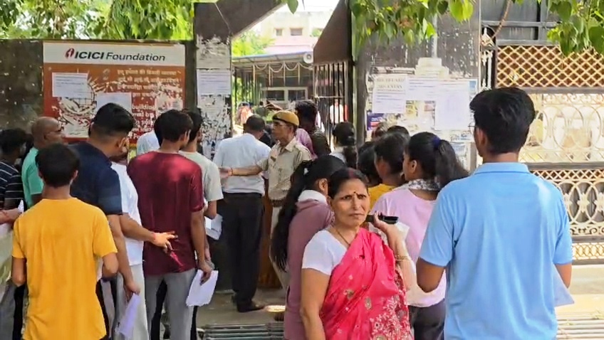 नालंदा: नीट परीक्षा को लेकर छात्रों में उत्साह, 3804 परीक्षार्थी आज आजमाएंगे किस्मत; केंद्रों पर सुरक्षा के कड़े इंतजाम 6