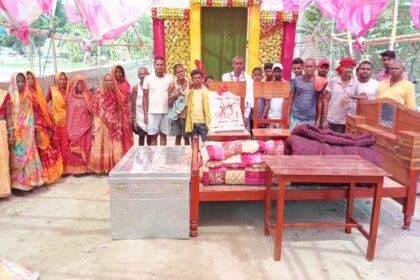 समस्तीपुर: गरीब विधवा की बेटी की शादी में बने मसीहा राजू सहनी, फर्नीचर सेट और आर्थिक मदद देकर पेश की मिसाल 21