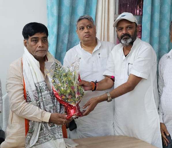 बेगूसराय में प्रभारी मंत्री राम कृपाल यादव ने की विकास योजनाओं की समीक्षा, जनसमस्याओं के त्वरित समाधान का दिया निर्देश 2
