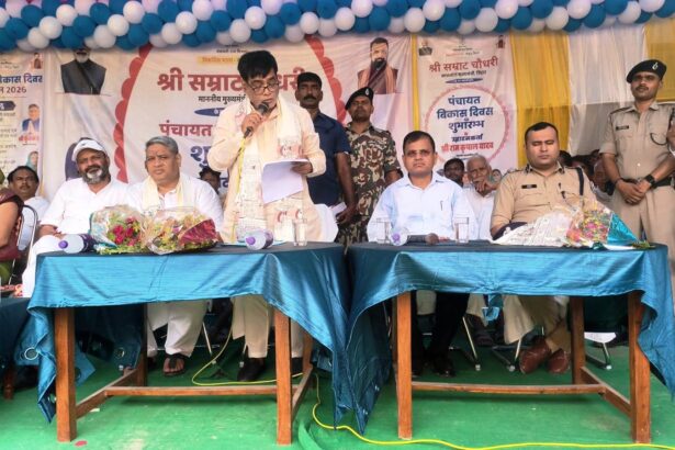 नौला पंचायत में 'पंचायत विकास दिवस' का आयोजन; प्रभारी मंत्री रामकृपाल यादव बोले - धरातल पर उतर रही हैं जनकल्याणकारी योजनाएं 5