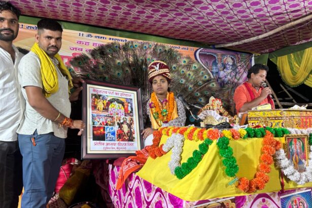 वीरपुर के पर्रा काली मंदिर प्रांगण में सात दिवसीय भागवत कथा का समापन, महाप्रसाद वितरण के साथ गूंजे जयकारे 3