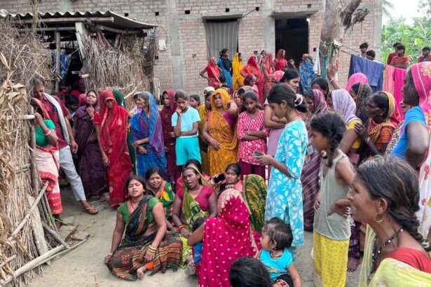 बेगूसराय में विवाहिता का शव घर में फंदे से लटका मिला, दो मासूम बच्चों को छोड़ गई नीलम 7