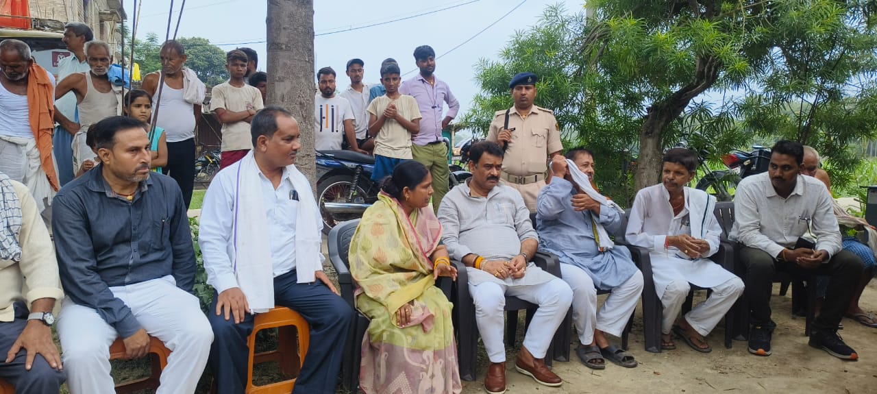 रामजानकी मन्दिर असुरारी में चहारदीवारी निर्माण का शिलान्यास 2