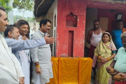 रामजानकी मन्दिर असुरारी में चहारदीवारी निर्माण का शिलान्यास 15