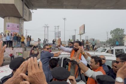 तेघड़ा विधायक रजनीश कुमार ने मुख्यमंत्री सम्राट चौधरी का किया भव्य स्वागत, कार्यकर्ताओं के उत्साह से गूंज उठा सुभाष चौक 20