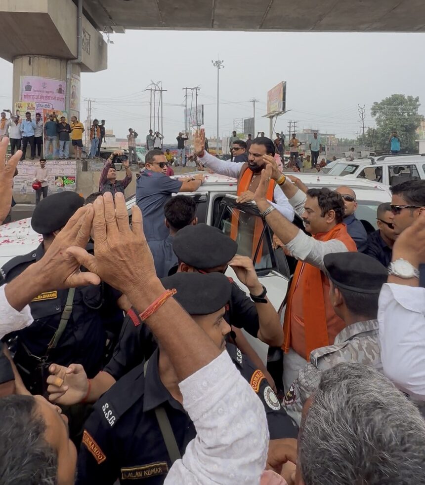 तेघड़ा विधायक रजनीश कुमार ने मुख्यमंत्री सम्राट चौधरी का किया भव्य स्वागत, कार्यकर्ताओं के उत्साह से गूंज उठा सुभाष चौक 1
