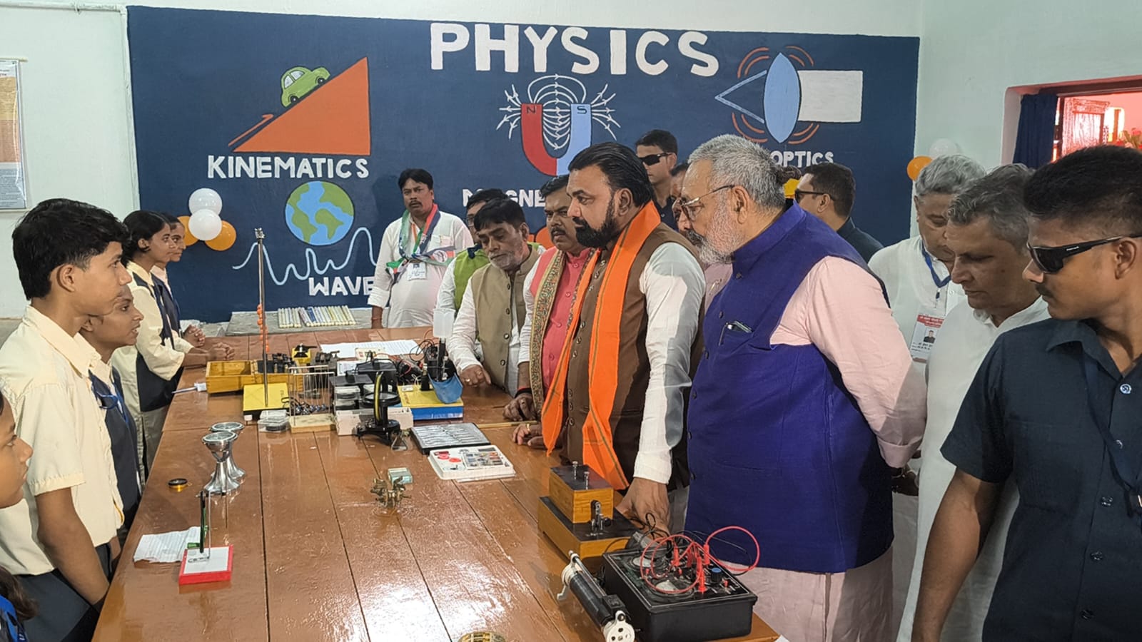 मुख्यमंत्री के ऐतिहासिक घोषणाओं पर केंद्रीय मंत्री गिरिराज सिंह ने जताया आभार, कहा- बेगूसराय विकास के नए युग में प्रवेश कर रहा है 3