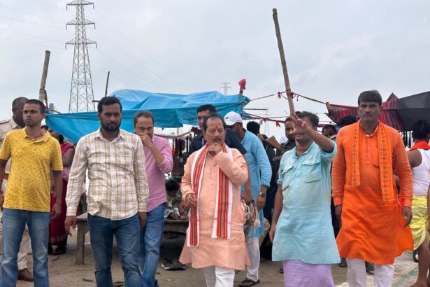 सिमरिया घाट बिहार ही नहीं, बल्कि पूरे देश के श्रद्धालुओं की आस्था का प्रमुख केंद्र है - विजय सिन्हा 3