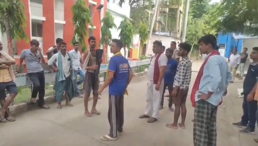 बेगूसराय रेलवे स्टेशन पर दर्दनाक हादसा: ट्रेन की चपेट में आने से दुग्ध कारोबारी की मौत, जांच में जुटी पुलिस 2
