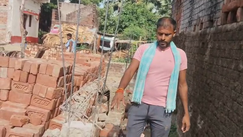 नालंदा: तीन फीट जमीन पर रास्ता देने के विवाद में जमकर हुई गोलीबारी; सोंनसा पंचायत के उपसपंच ने की गोलीबारी और रोड़ेबाजी; वीडियो हुआ वायरल 2