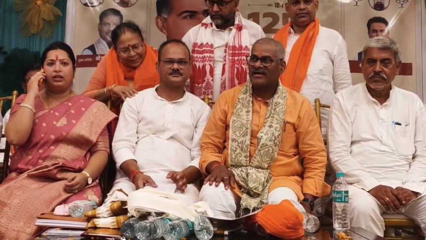बिहार सरकार के खान एवं भूतत्व  मंत्री प्रमोद कुमार पहुंचे दीपनगर, भाजपा द्वारा आयोजित जिला कार्यकर्ता सम्मेलन में किया शिरकत  1