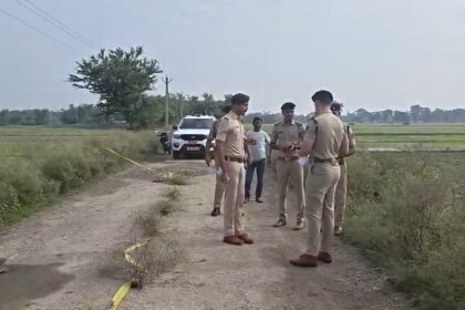खगड़िया: बेलदौर में पुलिस टीम पर हमला कर अपराधी ने छीनी पिस्टल, जवाबी कार्रवाई में पैर में लगी गोली 51