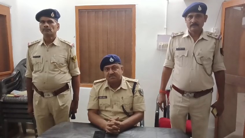 बेगूसराय में पुलिस और STF की बड़ी कार्रवाई: मिनी गन फैक्ट्री का भंडाफोड़, मुंगेर के कारीगरों समेत 3 गिरफ्तार 4