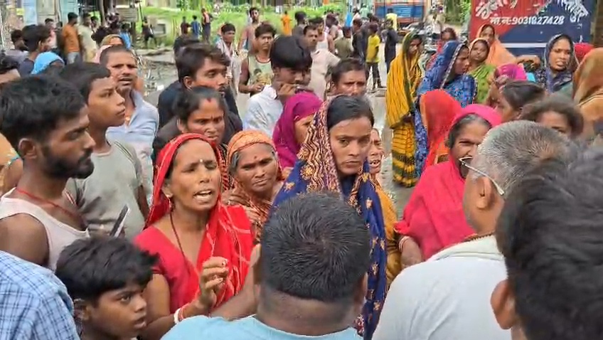 समस्तीपुर: स्कूल जा रही छात्रा की दिनदहाड़े गोली मारकर हत्या, शादी का दबाव बनाने वाले युवक पर था शक 3