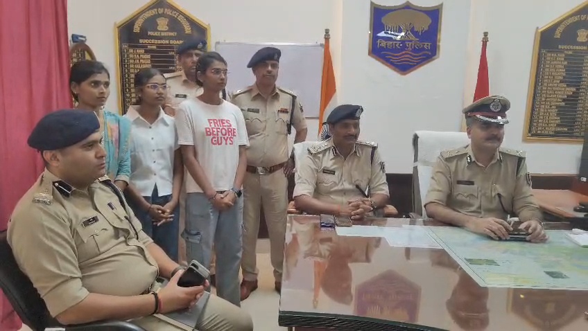 बेगूसराय के कस्तूरबा विद्यालय की वार्डन रिंकू कुमारी की हत्या का खुलासा: एसआईटी ने दो आरोपियों को किया गिरफ्तार, आत्महत्या नहीं थी मौत 2