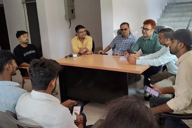डिजिटल युग में भगवानपुर की स्वास्थ्य सेवा: 'साक्षी' पोर्टल से अब हर सुविधा पर होगी पैनी नजर 9