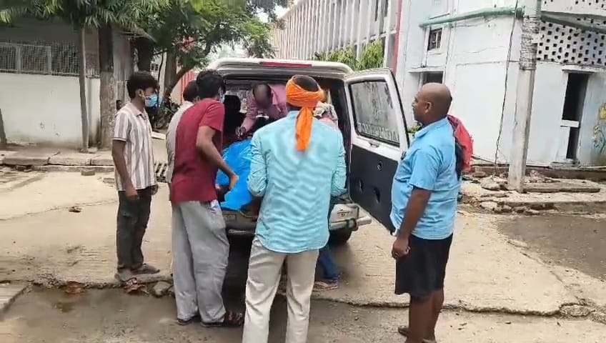 बेगूसराय: जर्जर बिजली तार गिरने से किसान की दर्दनाक मौत, विभाग पर लापरवाही का आरोप 2