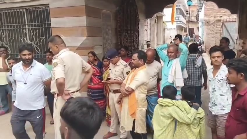 नालंदा: पुलिस को देख भाग रहा युवक खंडहरनुमा घर में बने कुआं में गिरा,युवक की हुई मौत, परिजनों ने पुलिस की कार्यशैली पर किए सवाल खड़े 3