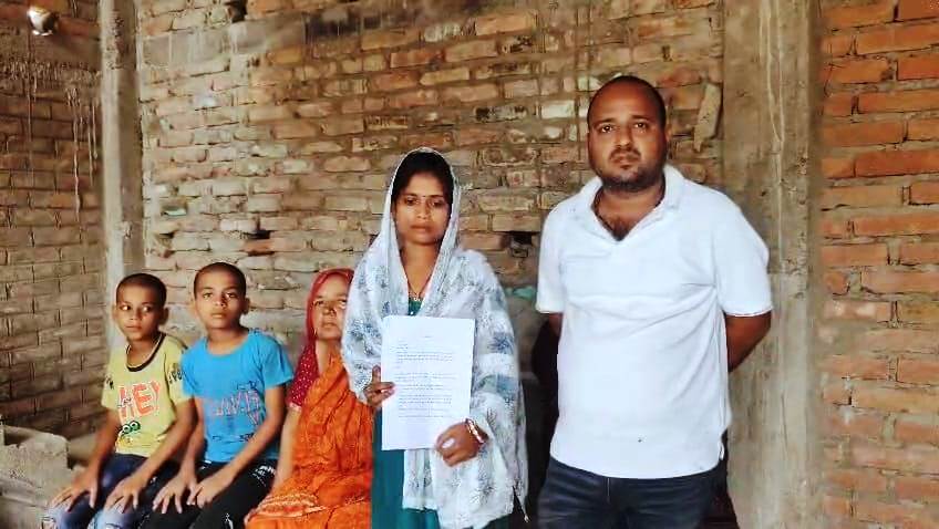 समस्तीपुर: हत्या मामले में निष्पक्ष जांच और त्वरित कार्रवाई की मांग, पीड़ित परिवार ने एसपी को सौंपा ज्ञापन 1