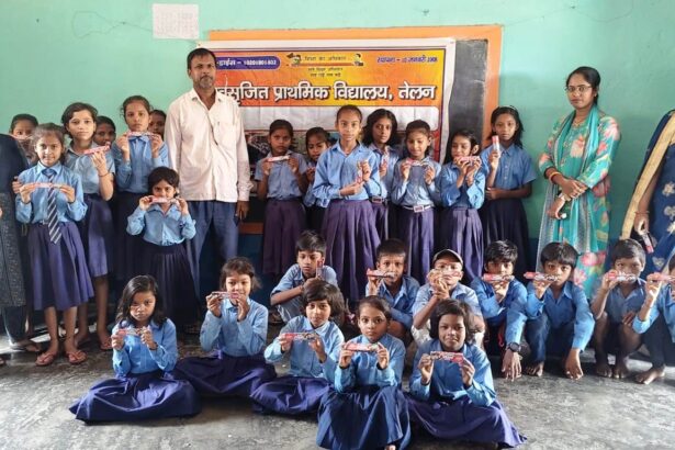 स्वस्थ रहने के लिए सफाई जरूरी, प्राथमिक विद्यालय तेलन में हुआ टूथपेस्ट का वितरण 7
