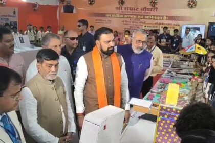 बेगूसराय में शिक्षा का नया युग: मुख्यमंत्री सम्राट चौधरी ने किया अत्याधुनिक स्कूलों का उद्घाटन, सरकारी स्कूलों में मिलेंगी कॉन्वेंट जैसी सुविधाएं 27