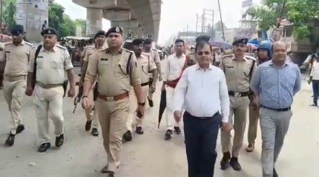 नीट परीक्षा पेपर लीक: बेगूसराय में बेअसर रहा बिहार बंद, सामान्य रहा जनजीवन, चौक-चौराहों पर मुस्तैद रही पुलिस 3