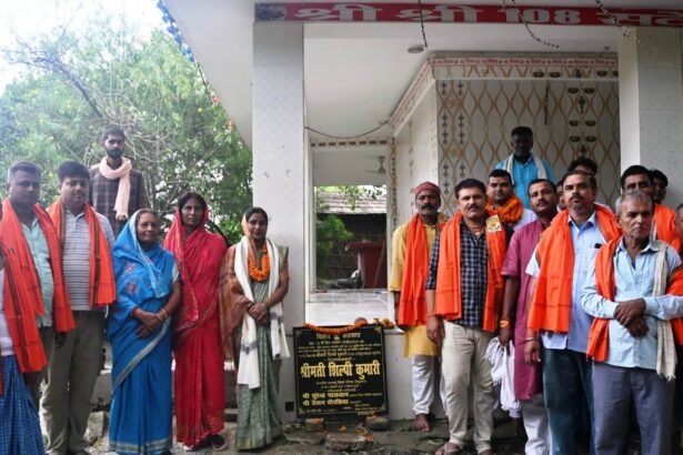 छठ पूजा घाट का शिलान्यास: डीह पंचायत में बनेगा सीढ़ीनुमा घाट, जिला पार्षद ने रखी आधारशिला 3