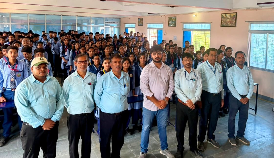 सेंट पॉल पब्लिक स्कूल, तेघड़ा में विद्यार्थियों को साइबर सुरक्षा एवं उत्तरदायी AI उपयोग के प्रति किया गया जागरूक 4