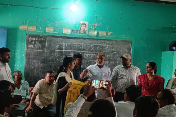 भगवानपुर में प्रखंड स्तरीय तिरंगा प्रतियोगिता संपन्न, दहिया और बनवारीपुर संकुल का रहा दबदबा 5
