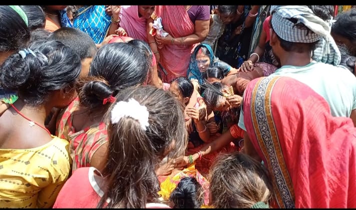 वीरपुर के मैदा बभनगामा गांव में जमीन विवाद में पिता से कहा-सुनी के बाद 22 वर्षीय युवक ने फांसी लगाकर की खुदकुशी 2