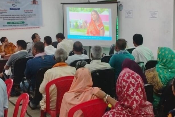 वीरपुर: प्रधानमंत्री आवास योजना के 18 लाभुकों को मिली चाबी, 10 को स्वीकृति पत्र और 9 को शुभकामना संदेश वितरित 3