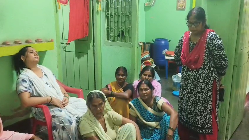 नालंदा में आधी रात डकैती का तांडव, बीज व्यवसायी के घर से एक करोड़ 15 लाख की हुई डकैती, परिवार को बंधक बनाकर की डकैती 2