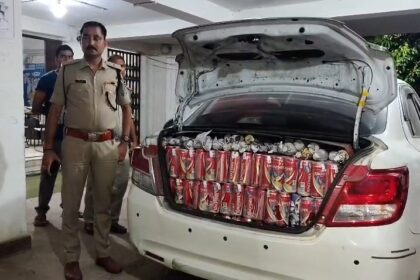 समस्तीपुर: वाहन जांच से भाग रही स्विफ्ट डिजायर कार को पुलिस ने पकड़ा, भारी मात्रा में विदेशी शराब बरामद; तस्कर फरार 12