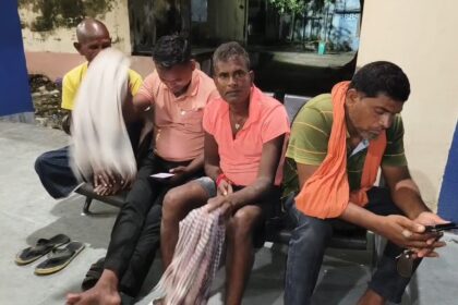 नालंदा: बहन से राखी बंधवाने आए युवक की संदिग्ध मौत, परिजनों ने लगाया तेजाब डालकर हत्या का आरोप 26