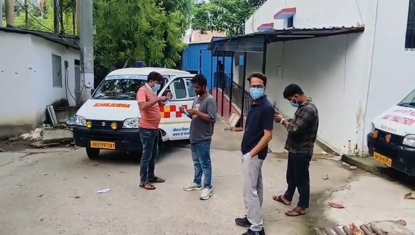 बेगूसराय में निजी डेंटल डॉक्टर की पत्नी की संदिग्ध मौत: ससुराल वालों पर ₹2 लाख और वॉशिंग मशीन के लिए हत्या का आरोप, सभी फरार 3