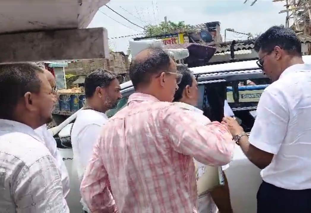 श्रावणी मेला: डीएम श्रीकांत शास्त्री ने सिमरिया से बाबा हरिगिरि धाम तक कांवरिया पथ का किया निरीक्षण, दिए आवश्यक निर्देश 6