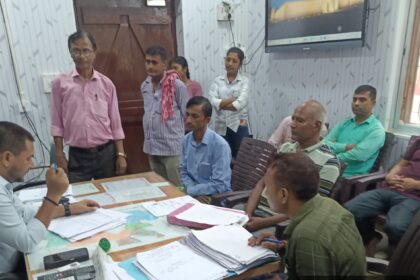 वीरपुर अंचल कार्यालय में लगा जनता दरबार तीन मामले निष्पादित 4