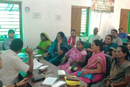 प्रखंड सभागार में पंसस की बैठक: अतिक्रमण, जल निकासी और पेंशन समेत कई विकास मुद्दों पर हुई चर्चा 20