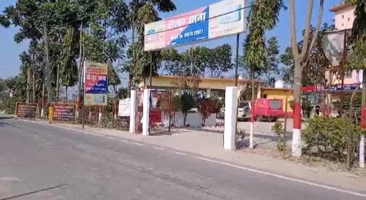 वीरपुर में अज्ञात चोरों ने घर के दरवाजे पर लगी बाइक उड़ाई, थाने में आवेदन देकर न्याय की गुहार 2