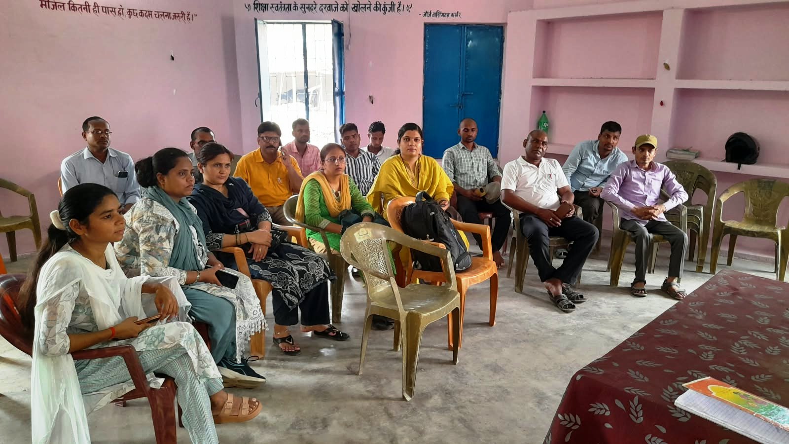 प्रखंड संसाधन केंद्र वीरपुर में गणित और विज्ञान शिक्षकों के लिए प्रोजेक्ट आधारित एक दिवसीय प्रशिक्षण आयोजित 8