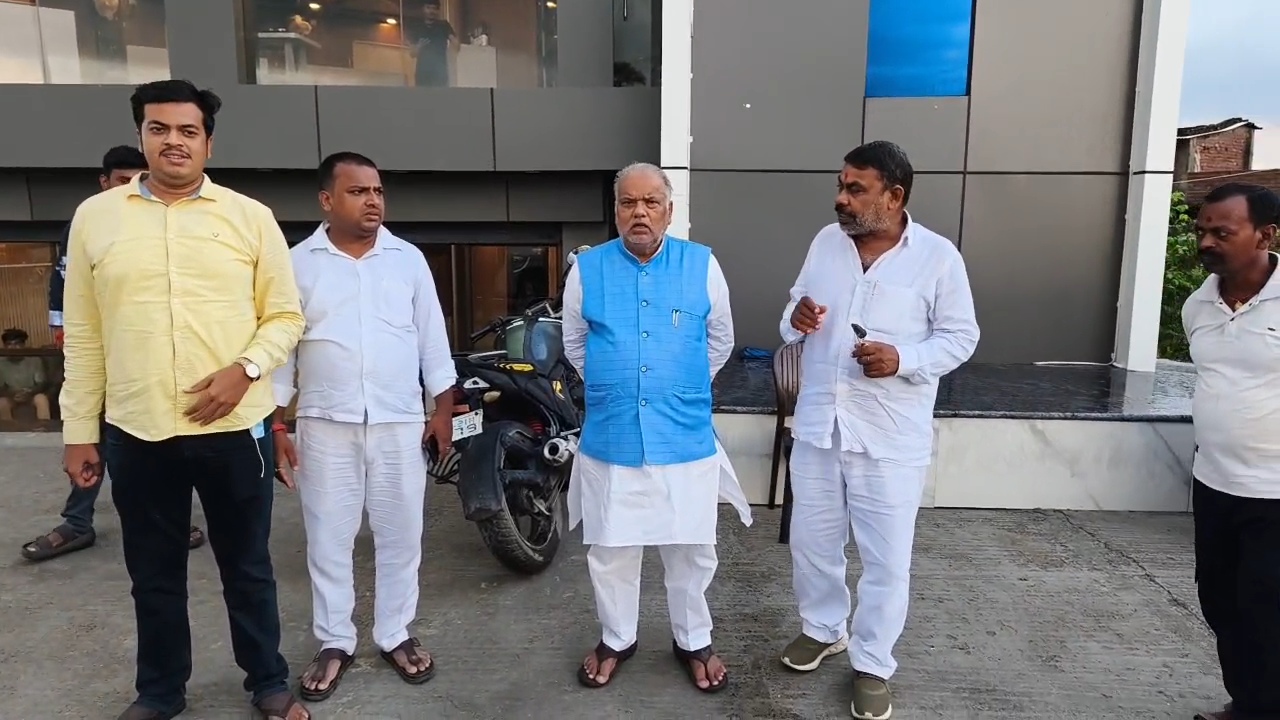पीली गाड़ी पर श्रवण कुमार का तंज, बोले- चुनाव के बाद युवाओं का रोजगार चला या नहीं? बांकीपुर की जनता चार साल बाद देगी जवाब 2